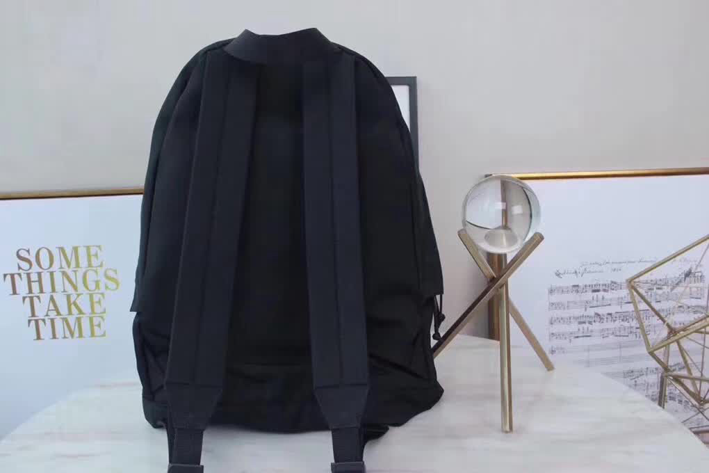 BALENCIAG巴黎世家 可樂logo 雙肩背包 40142  BL1641